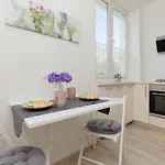 Raclawicka Cozy By Renters 华沙